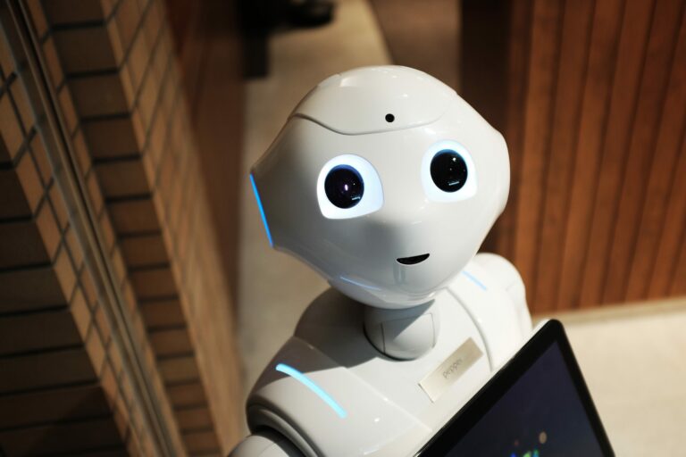 Telefondienst war gestern: Künstliche Intelligenz übernimmt Kundenkontakt