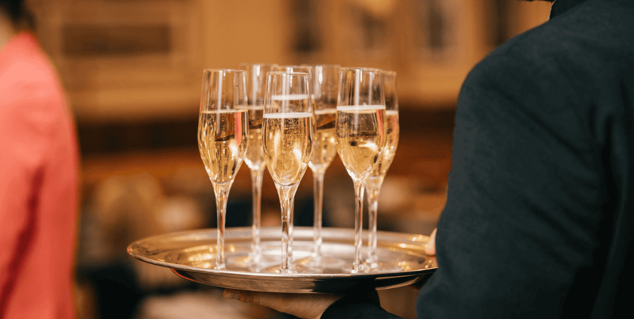 Valentinstag als Absatztreiber für Schaumwein in der Gastronomie