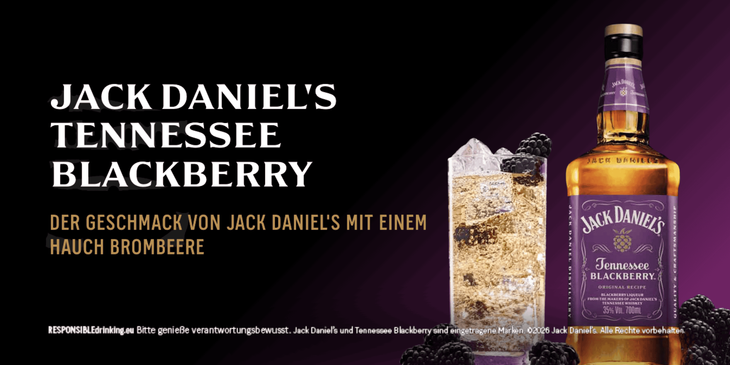 Jack Daniel's Tennessee Blackberry mit Blackberry-Drink und frischen Brombeeren