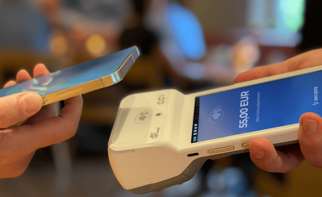 PAX Kartenterminal für kontaktloses Bezahlen mit dem Smartphone