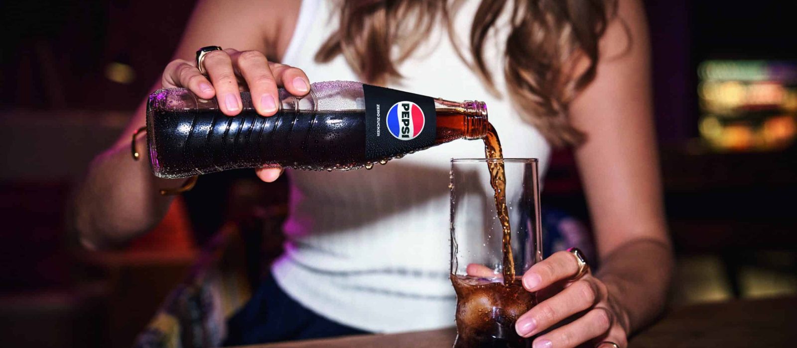 212234_PEP_ZeroZucker_2024_GastroShooting_2059_1200x800mm-min