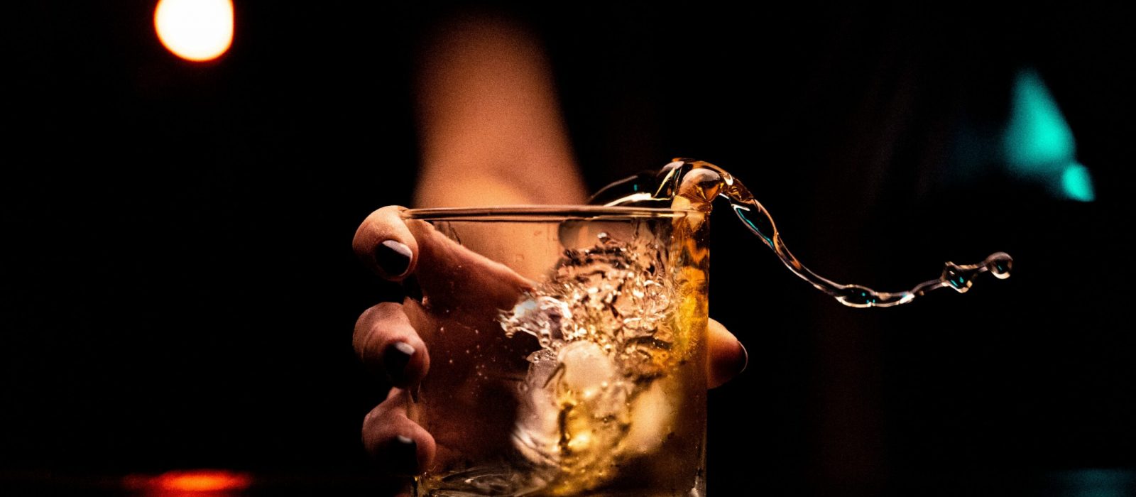 vinicius-amnx-amano-V1zGiNVPumM-unsplash-min